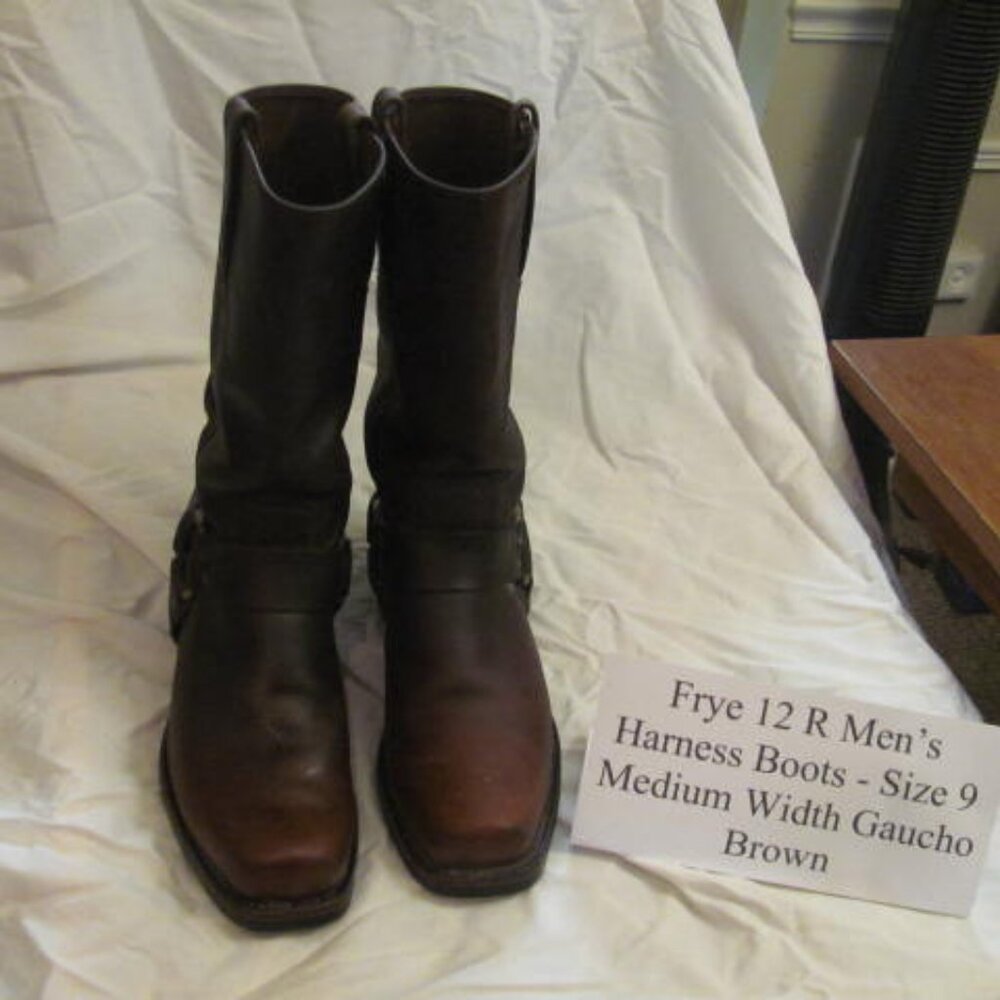 1 Pair Gently UsedMen's Frye 12 R Harness Boots in Gaucho Brown